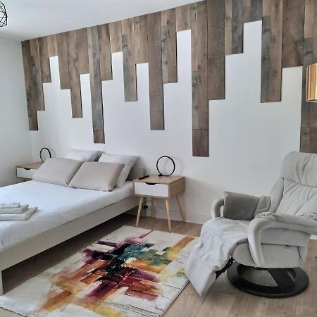 Ch Privee 18M - Canape - Netflix - Appart 120M Woippy Exteriör bild